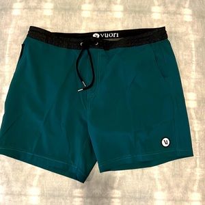 Vuori Peak Boardshorts